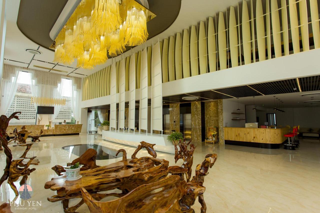 Phu Yen Everyday Hotel Tuy Hoa Bagian luar foto